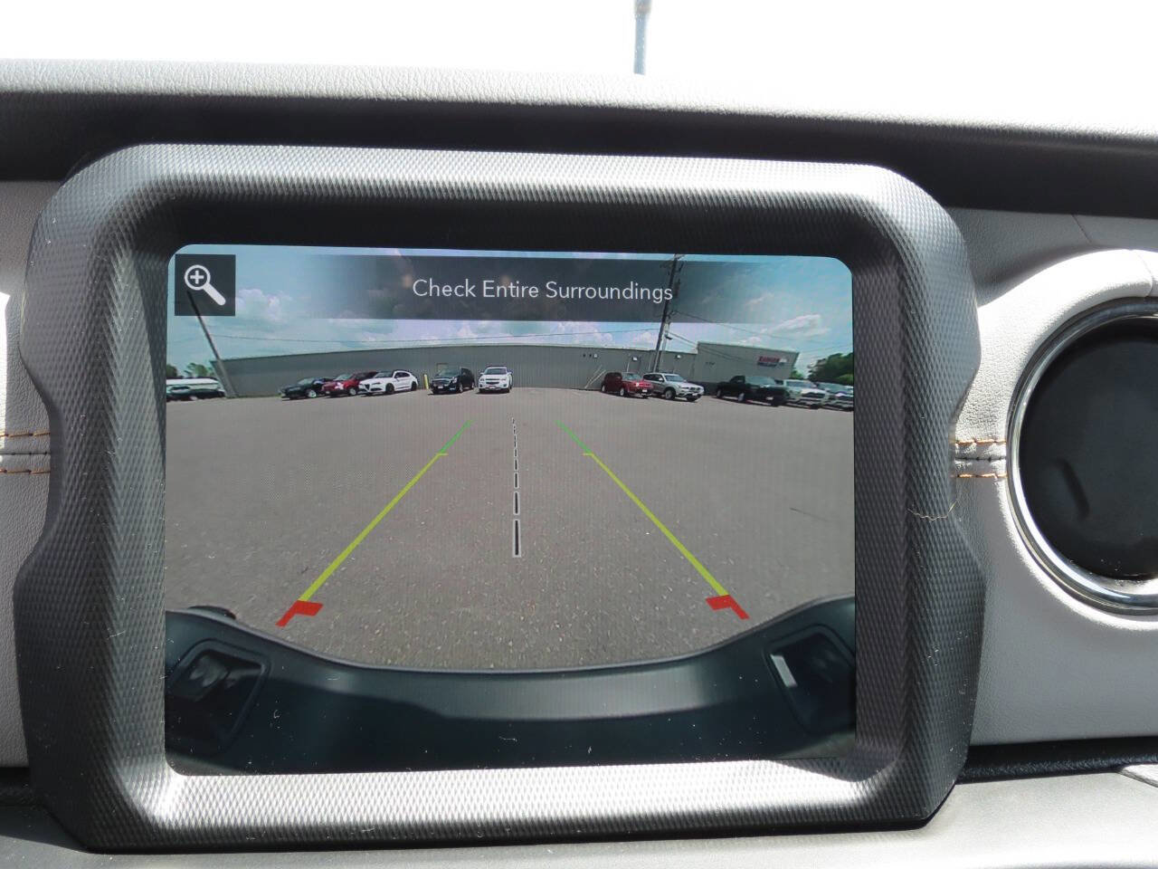 Used 2022 Jeep Gladiator Overland image 22