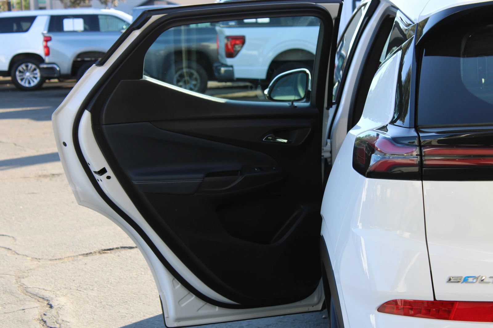 Used 2022 Chevrolet Bolt EUV Premier w/ Launch Edition FWD image 12