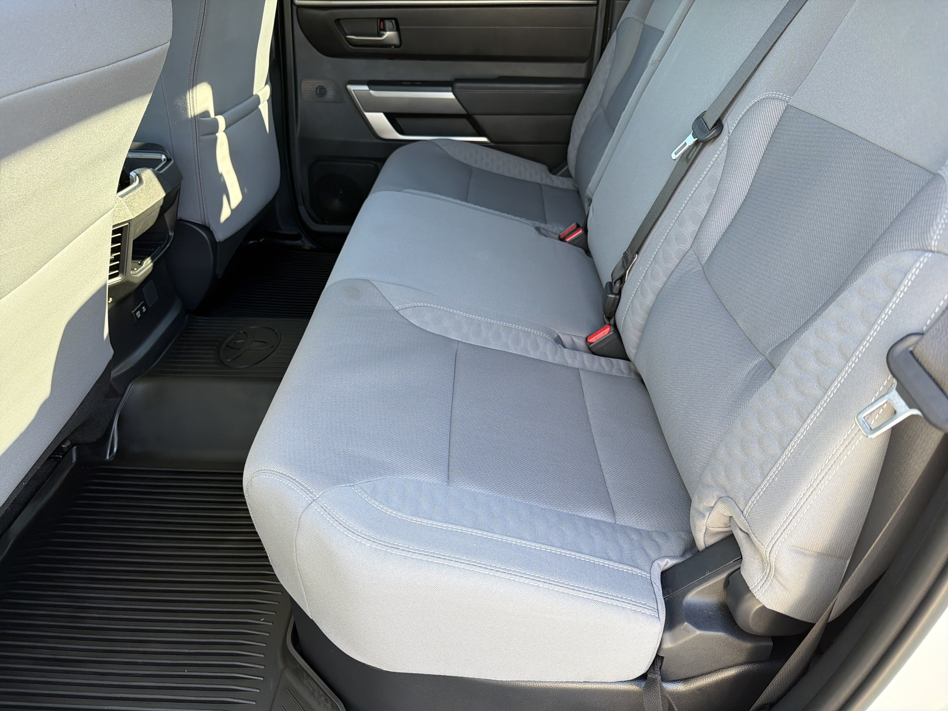 Used 2025 Toyota Tundra SR5 AWD/4WD image 16