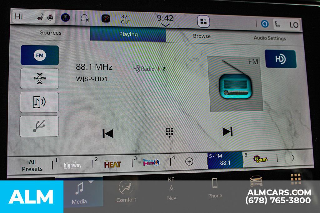 Used 2024 Jeep Grand Wagoneer L Series II w/ Quick Order Packagew 28T image 37