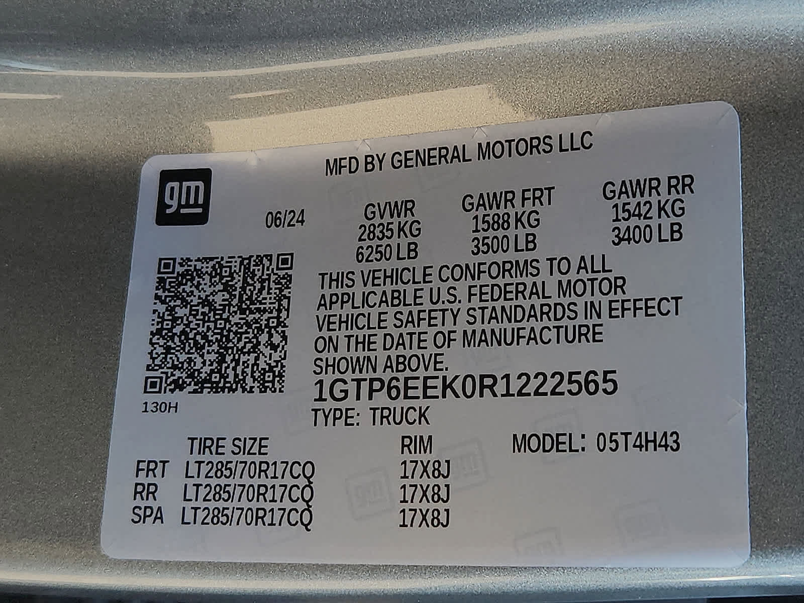 Used 2024 GMC Canyon AT4X image 27