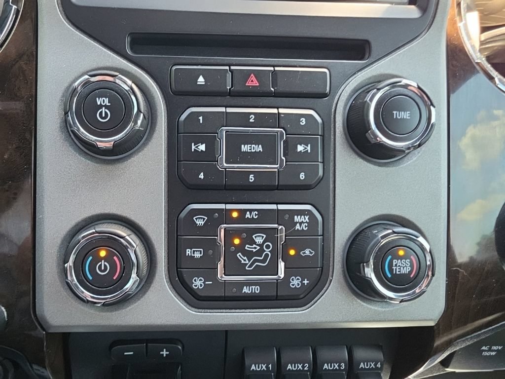 Used 2016 Ford F250 Platinum AWD/4WD image 19