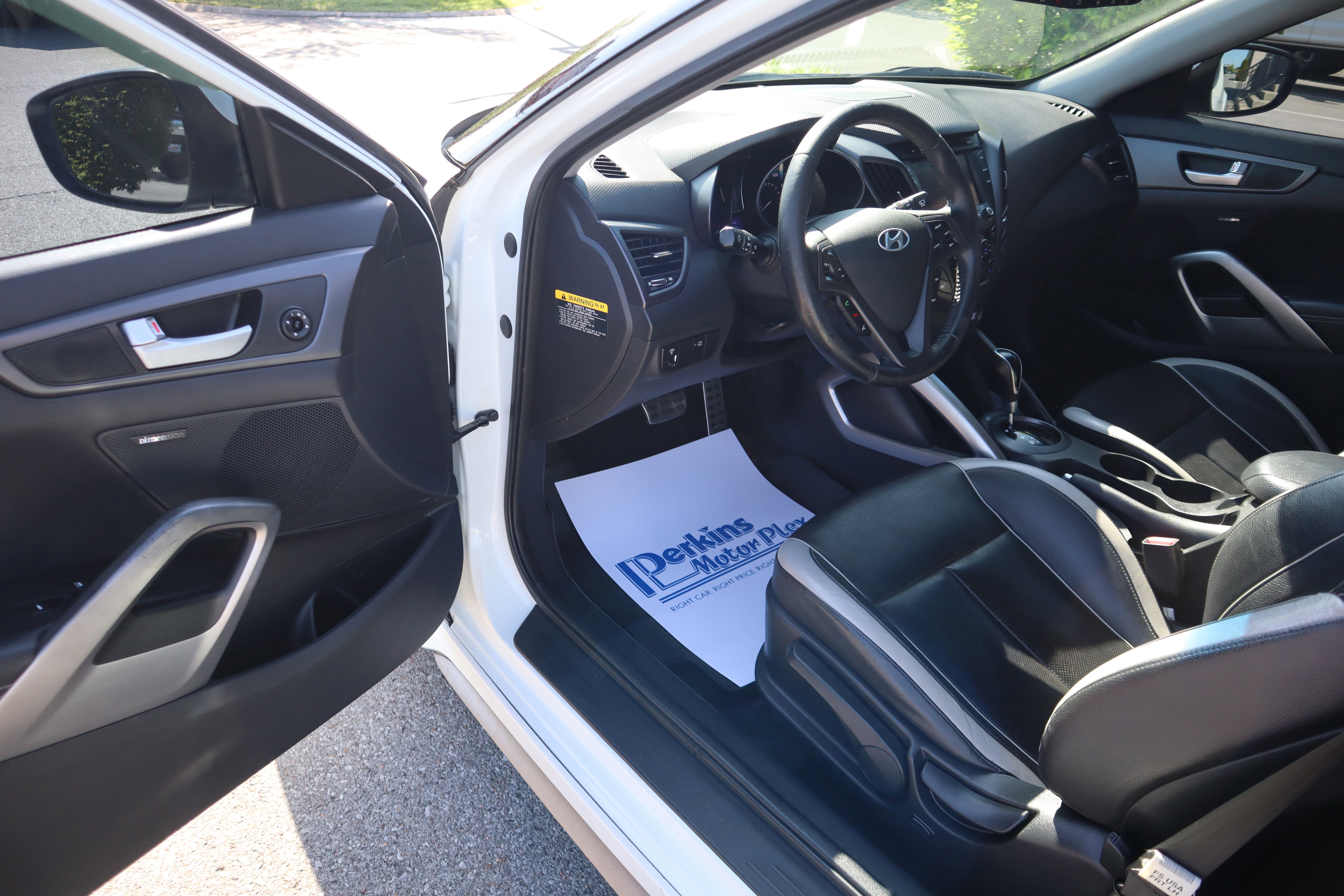 Used 2013 Hyundai Veloster Turbo image 3