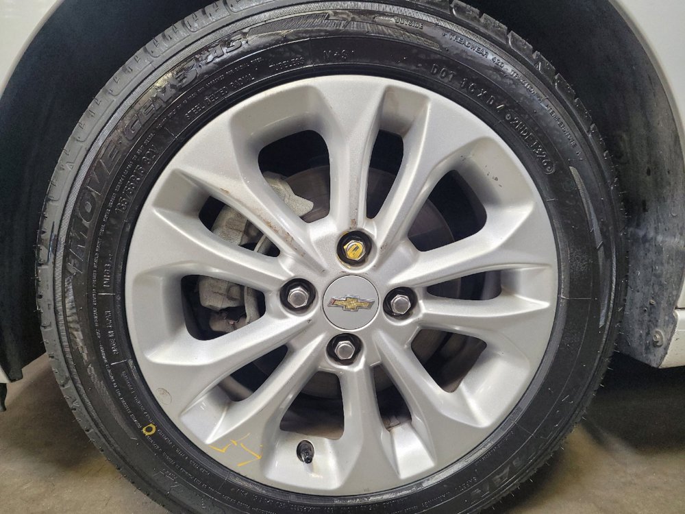 Used 2021 Chevrolet Spark LT FWD image 31