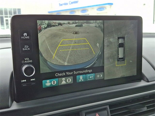 Used 2023 Honda Pilot Elite image 4