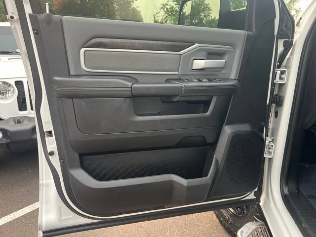 Used 2022 RAM 2500 Big Horn AWD/4WD image 4