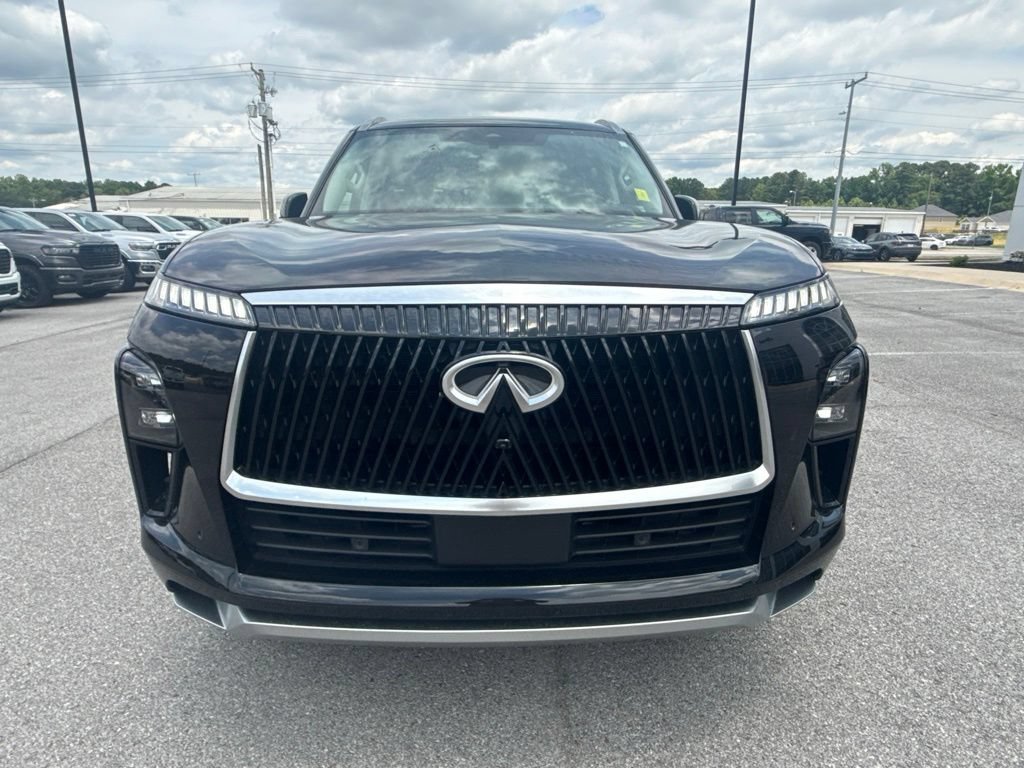 Used 2025 INFINITI QX80 Sensory AWD/4WD image 3
