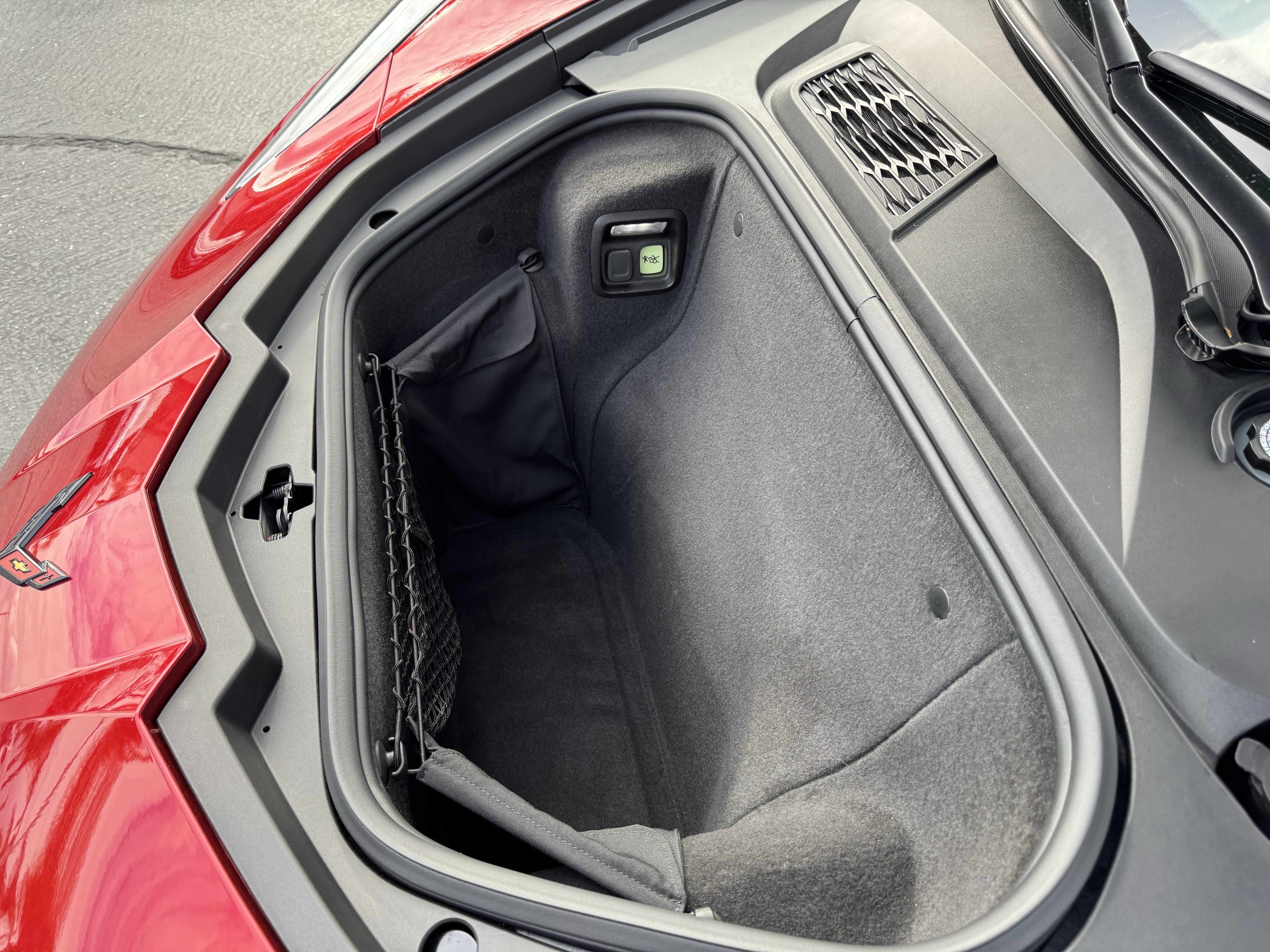 Used 2021 Chevrolet Corvette Stingray Premium Cpe w/ Z51 Performance Package image 36