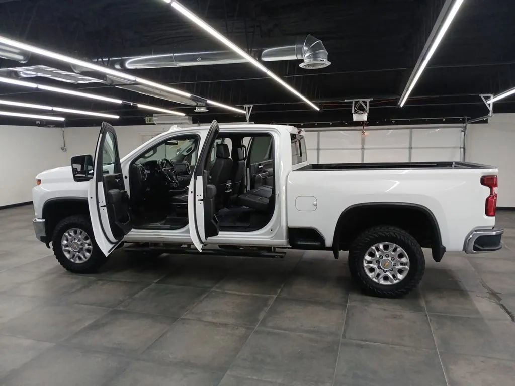 Used 2023 Chevrolet Silverado 2500 LTZ w/ LTZ Plus Package AWD/4WD image 32