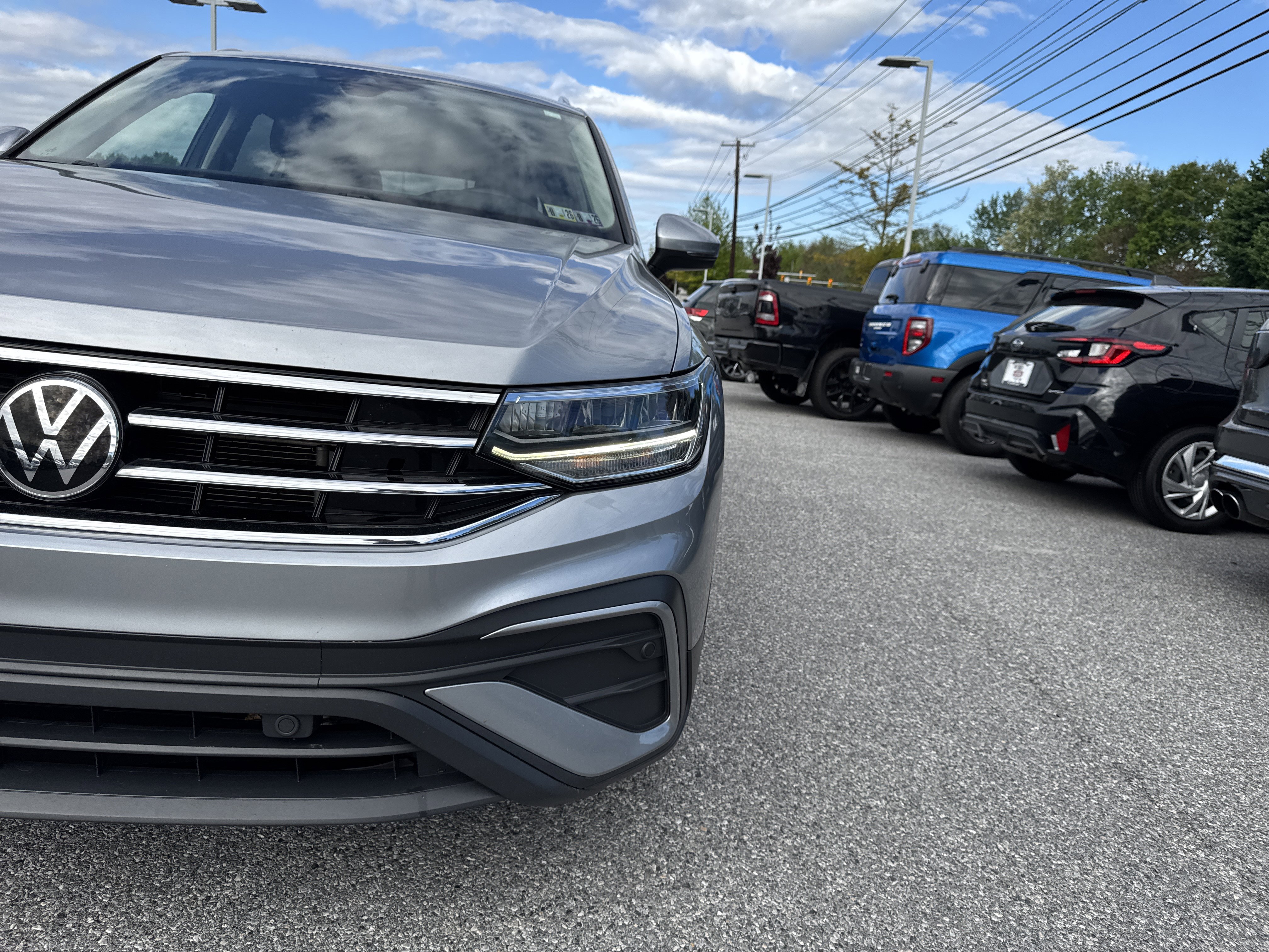 Used 2023 Volkswagen Tiguan SE FWD image 27