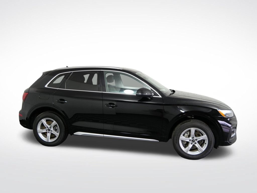Used 2023 Audi Q5 2.0T Premium AWD/4WD image 2