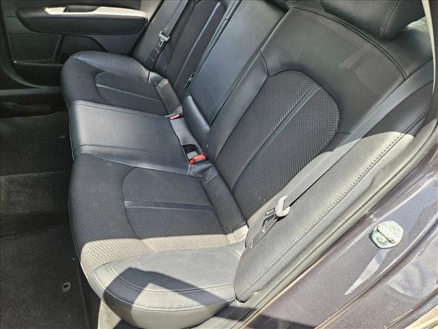 Used 2018 Kia Optima S w/ 18" Alloy Wheels Package FWD image 15