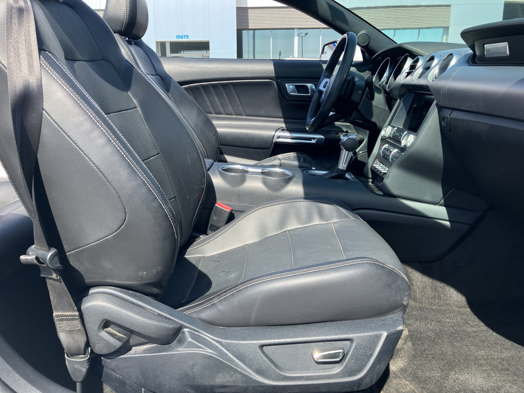 Used 2018 Ford Mustang GT Premium image 31