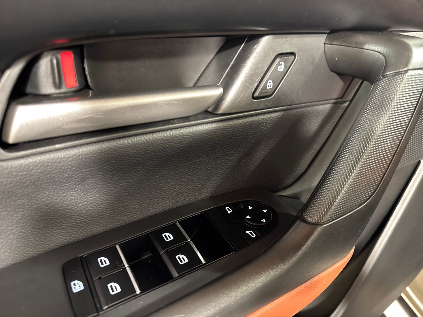 Used 2023 MAZDA CX-50 Meridian Edition image 18