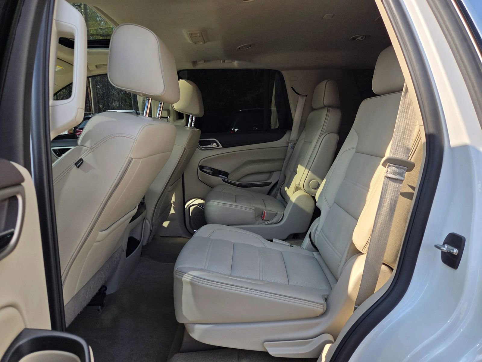 Used 2019 GMC Yukon Denali RWD image 12