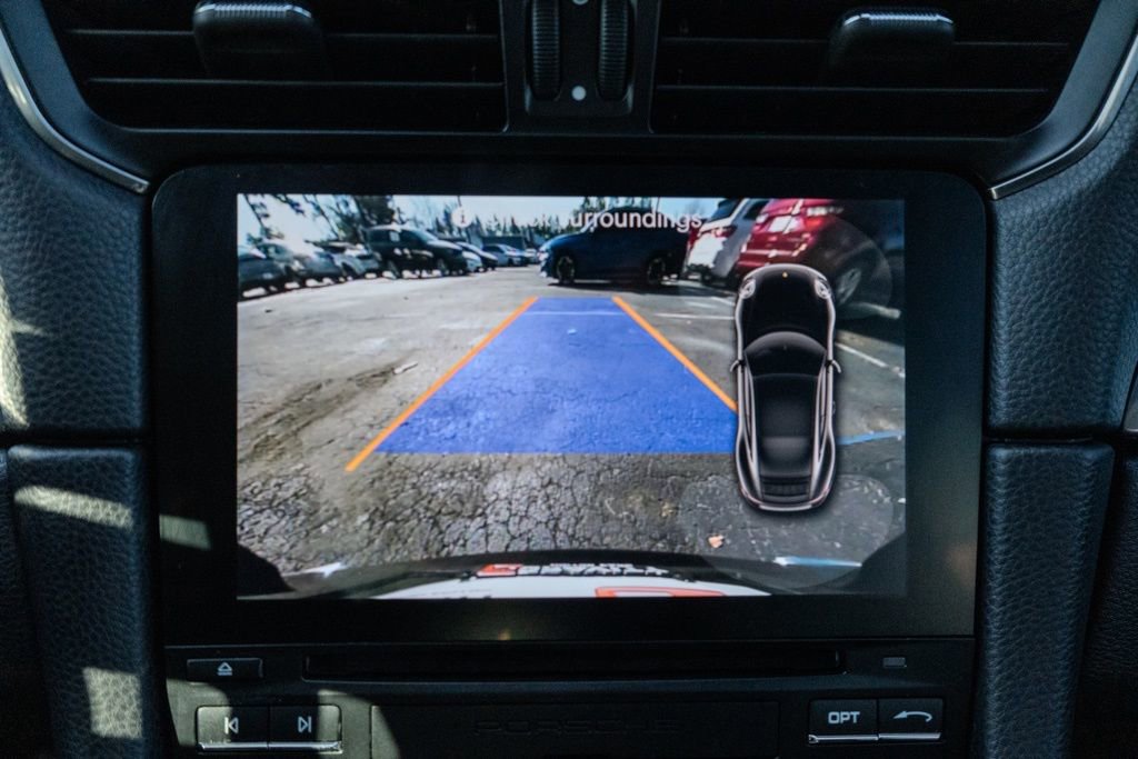 Used 2019 Porsche 911 Carrera image 18