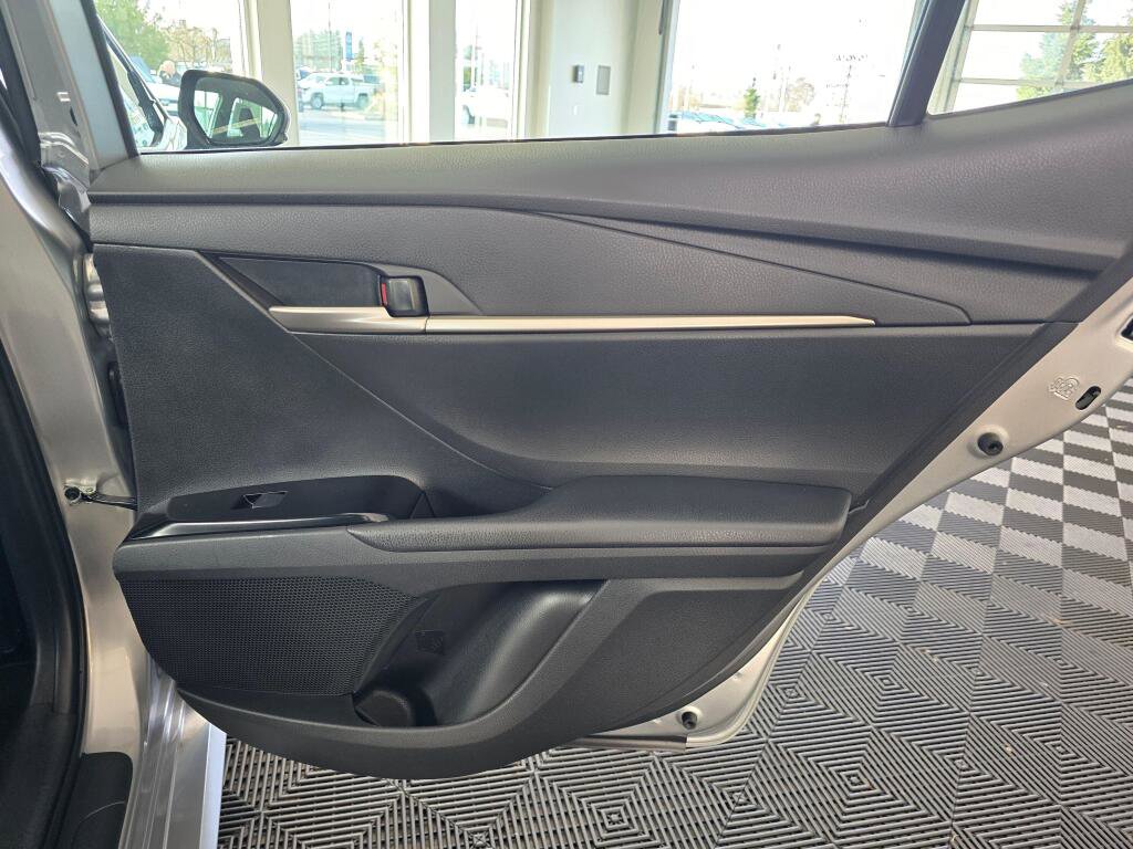 Used 2026 Toyota Camry LE image 40