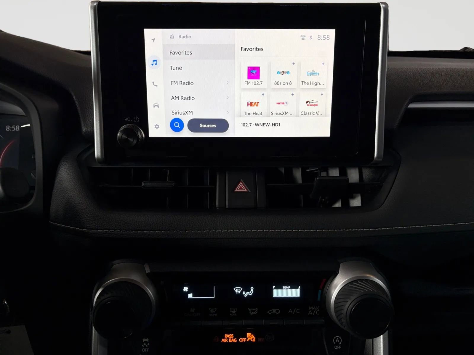 Used 2025 Toyota RAV4 LE image 21