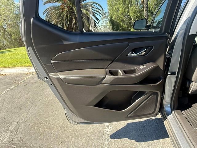 Used 2018 Chevrolet Traverse LS image 11