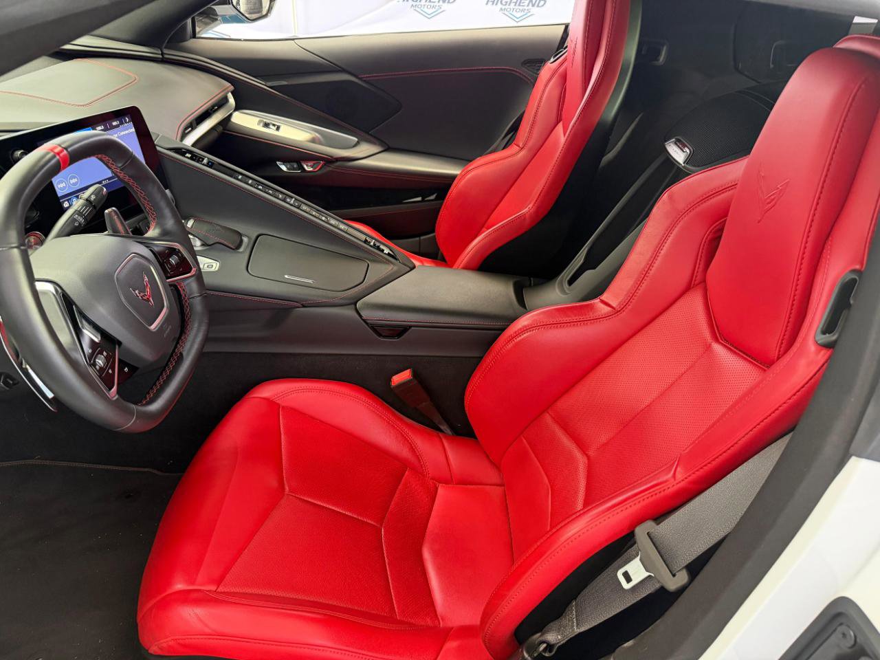 Used 2021 Chevrolet Corvette Stingray Coupe w/ Z51 Performance Package RWD image 18