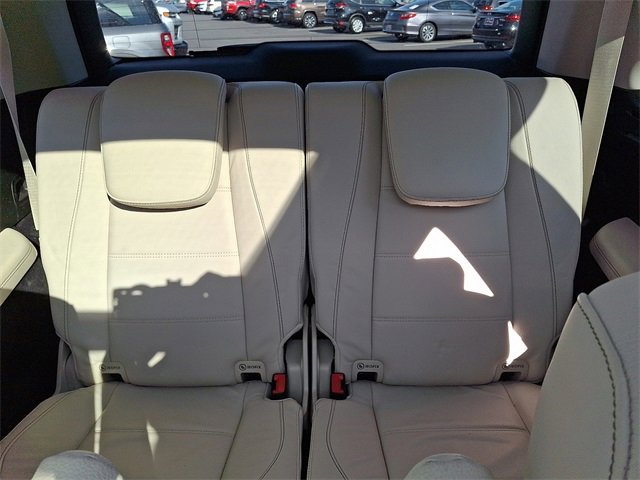 Used 2022 Mercedes-Benz GLS 450 4MATIC image 9