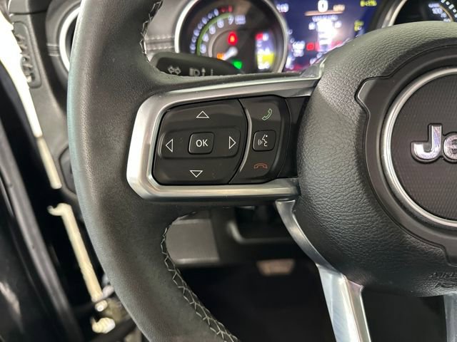 Used 2023 Jeep Wrangler Unlimited Sahara image 14