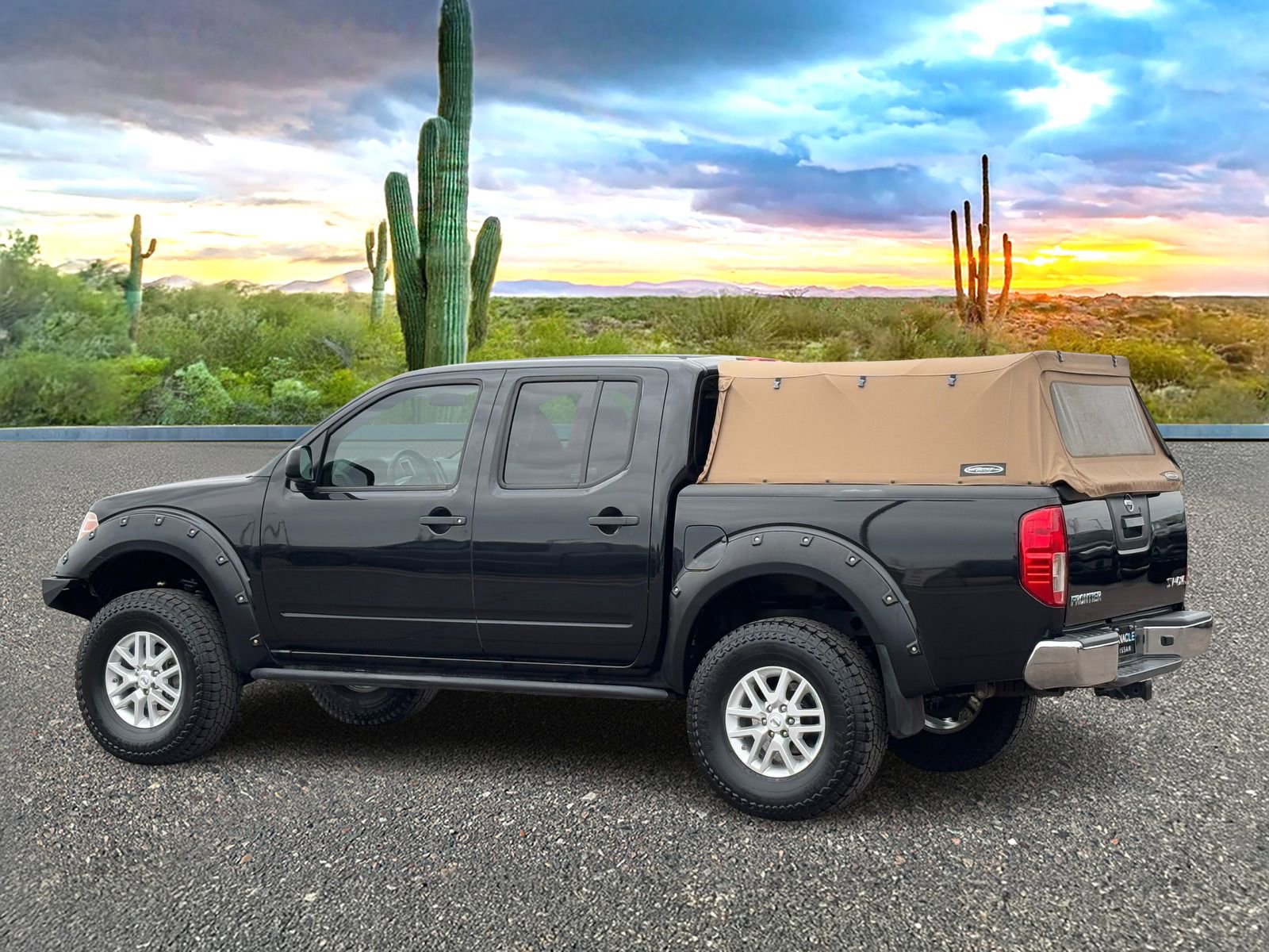 Used 2019 Nissan Frontier SV image 4