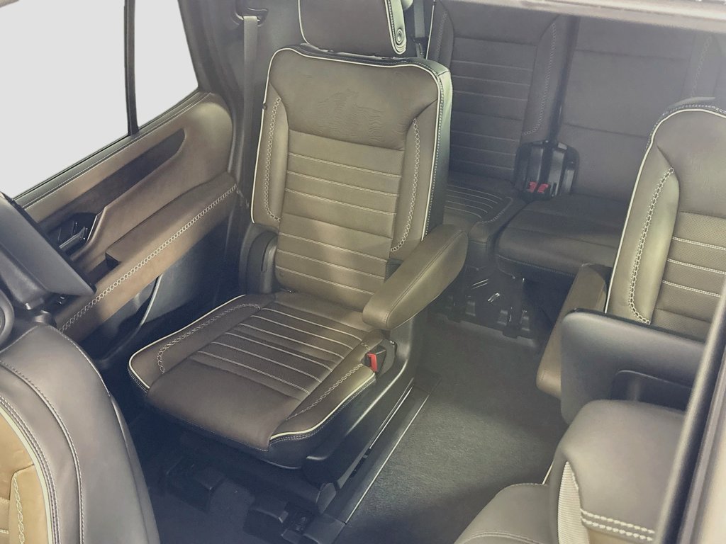 New 2026 GMC Yukon Denali Ultimate AWD/4WD image 22