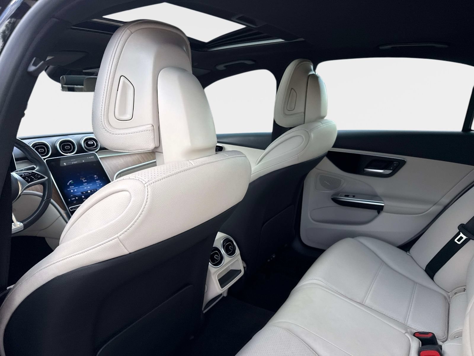 Used 2022 Mercedes-Benz C 300 Sedan image 13
