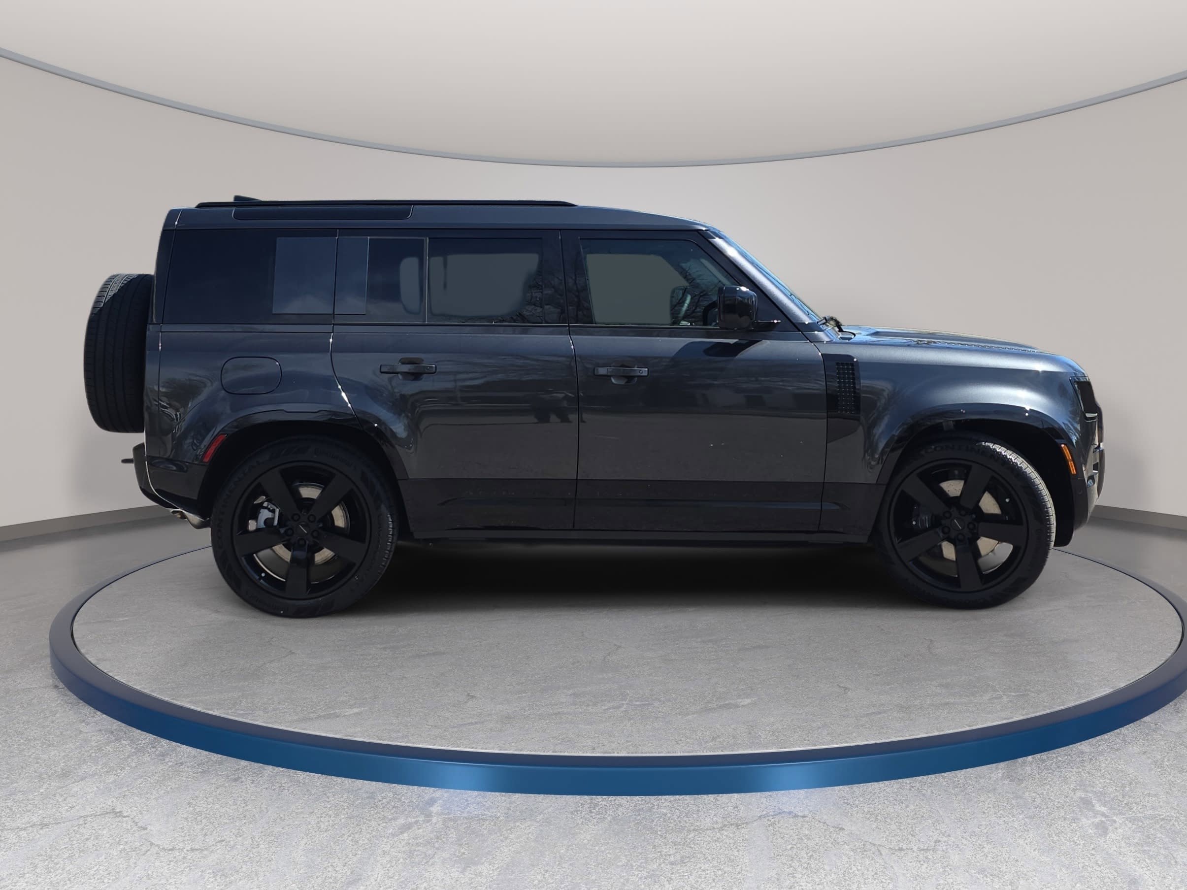 New 2026 Land Rover Defender 110 X-Dynamic SE AWD/4WD image 4