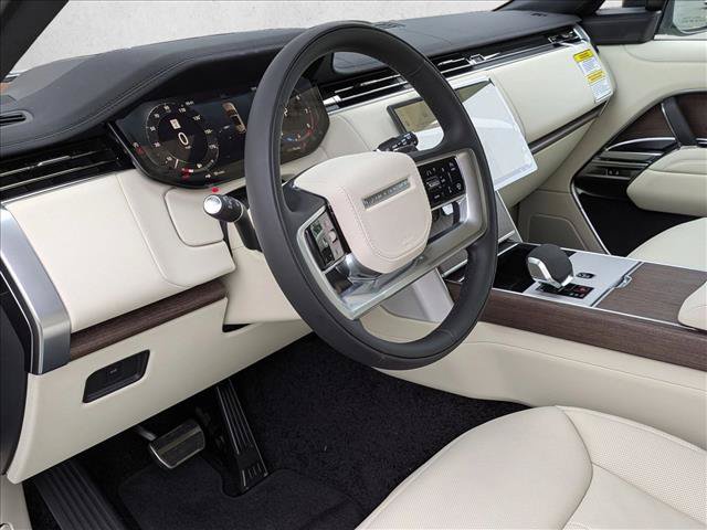 New 2026 Land Rover Range Rover Long Wheelbase SE AWD/4WD image 3