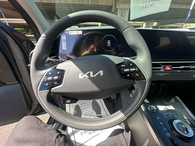 New 2025 Kia Niro Wave FWD image 10