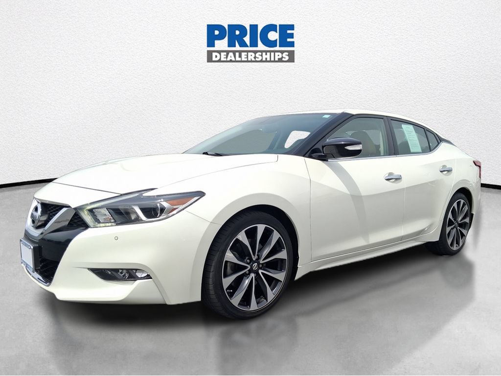 Used 2017 Nissan Maxima SR FWD image 2