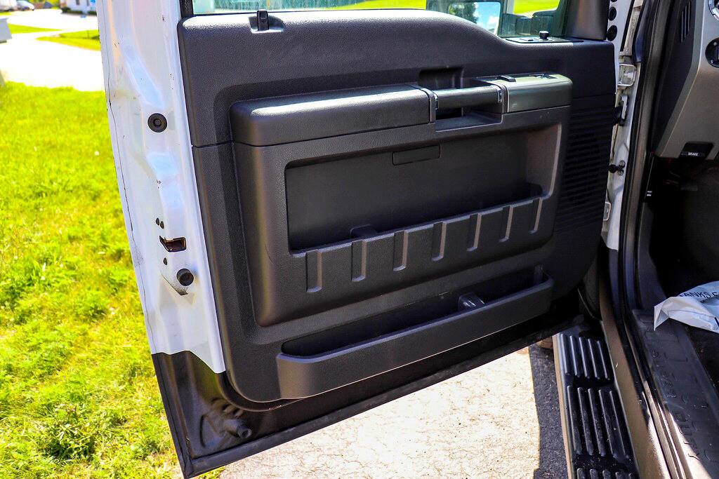 Used 2009 Ford F250 Lariat image 23