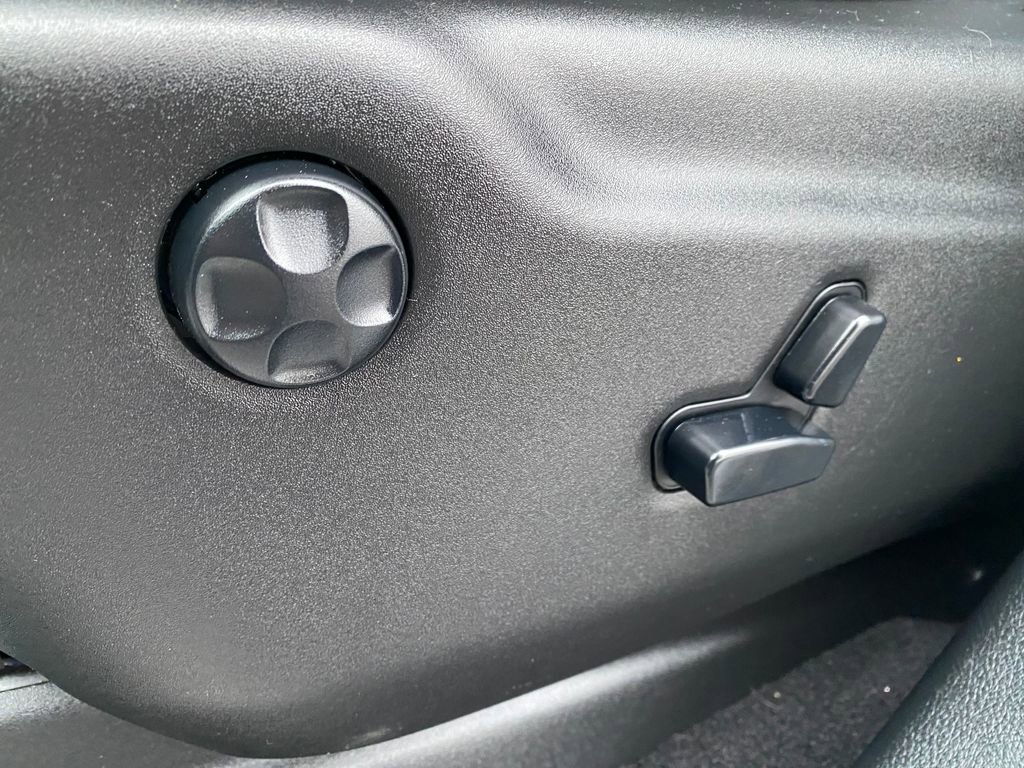 Used 2020 Dodge Durango GT image 11