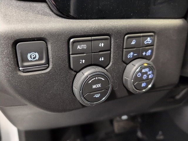 New 2026 Chevrolet Silverado 3500 LT w/ All Star Edition image 16