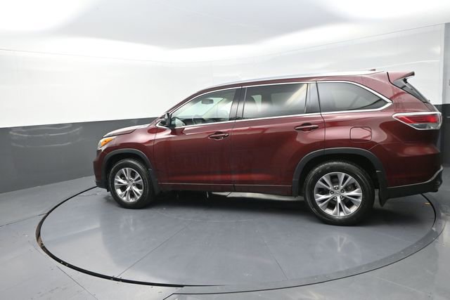 Used 2015 Toyota Highlander XLE image 46