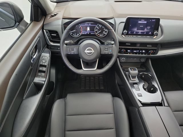 Used 2023 Nissan Rogue SV w/ SV Premium B Package FWD image 17