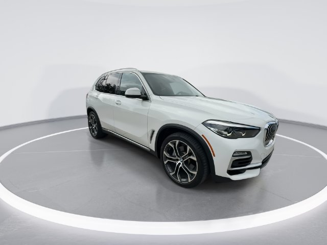 Used 2019 BMW X5 xDrive40i w/ Convenience Package AWD/4WD image 2