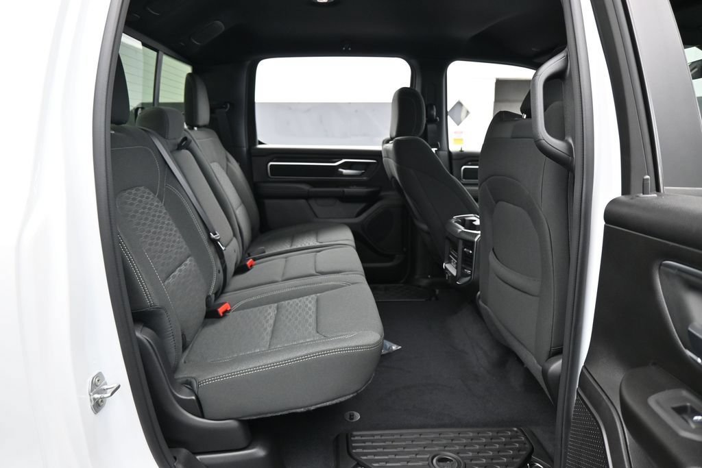 Used 2025 RAM 1500 Big Horn AWD/4WD image 35