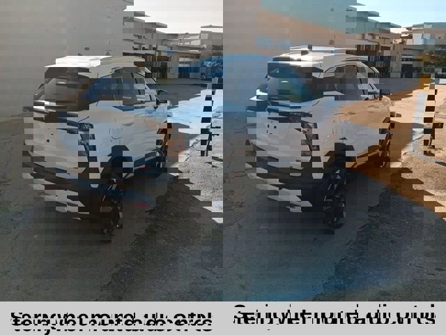 New 2026 Nissan Kicks SR image 4