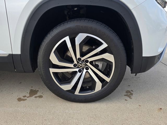 Used 2023 Volkswagen Atlas SEL AWD/4WD image 17