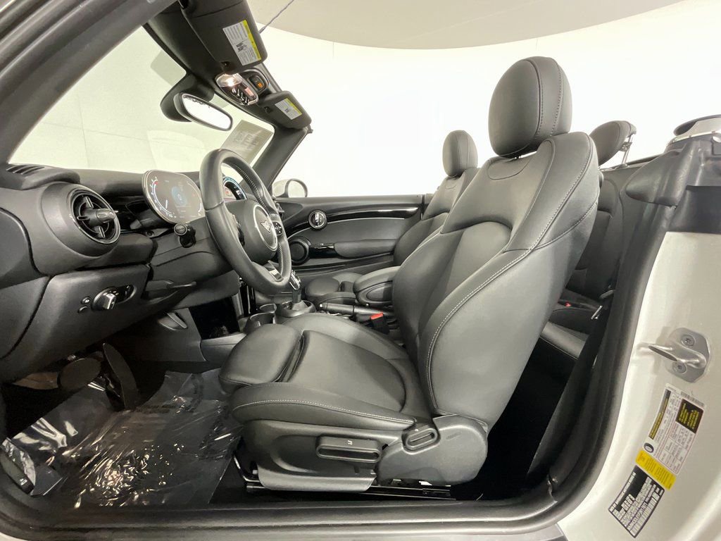 Used 2023 MINI Cooper S image 14