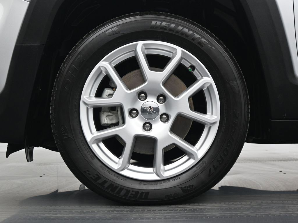 Used 2019 Jeep Renegade Latitude image 24