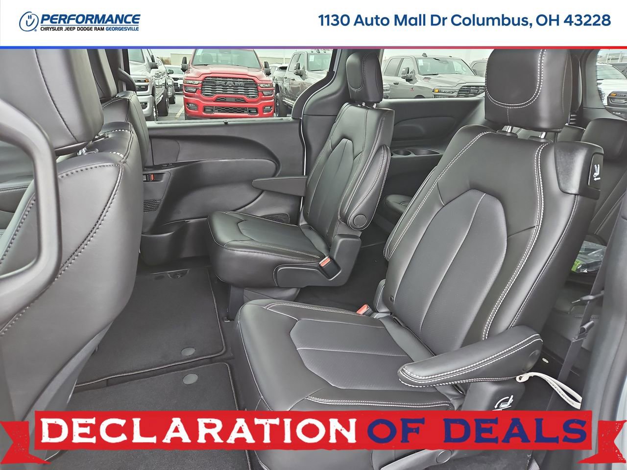 New 2026 Chrysler Pacifica Select image 14