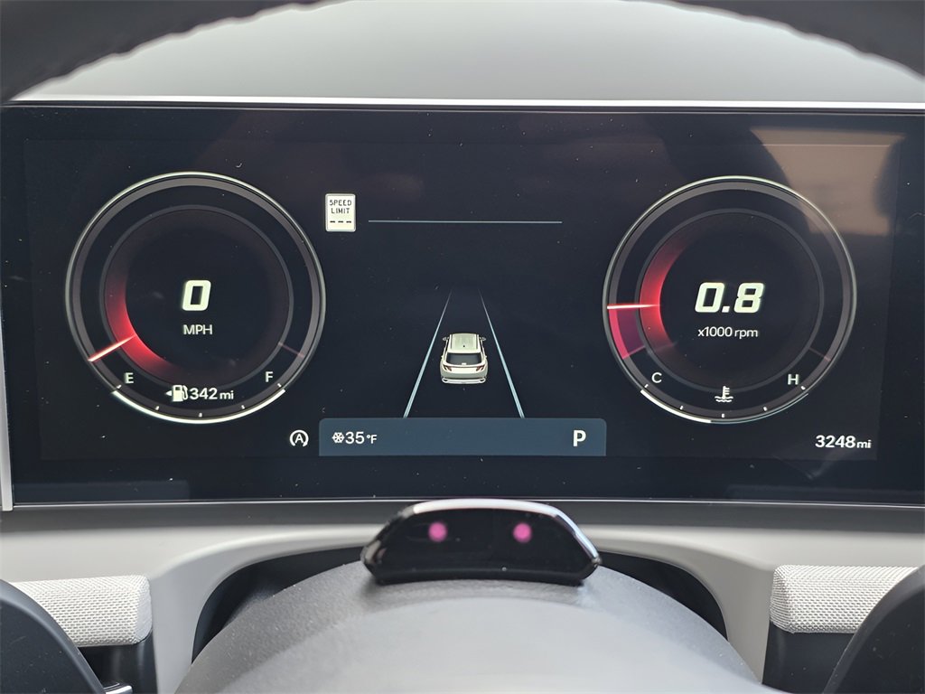 Used 2025 Hyundai Tucson Limited image 27