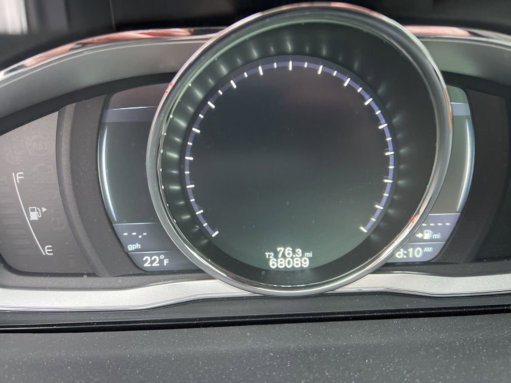 Used 2016 Volvo S60 T5 Inscription Platinum image 8