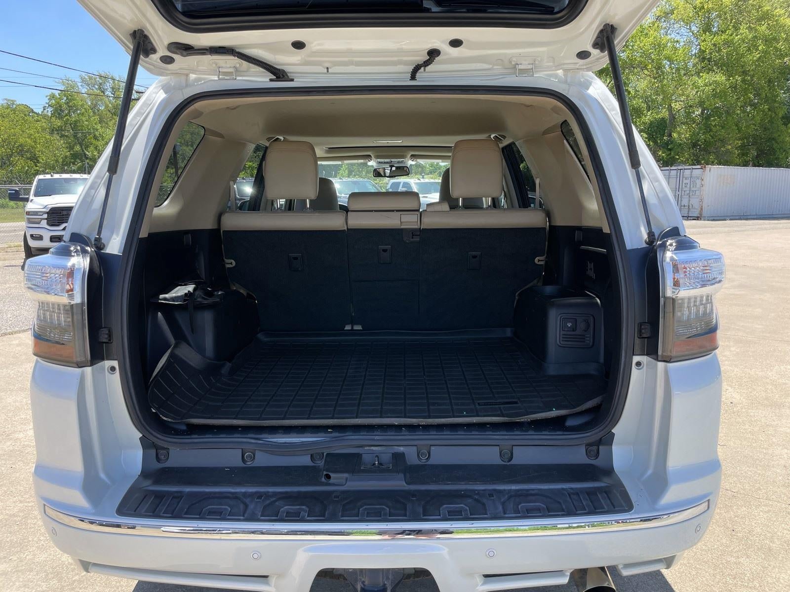 Used 2016 Toyota 4Runner Limited AWD/4WD image 44