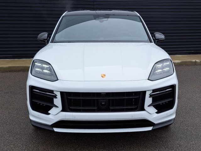 New 2026 Porsche Cayenne Turbo GT image 10