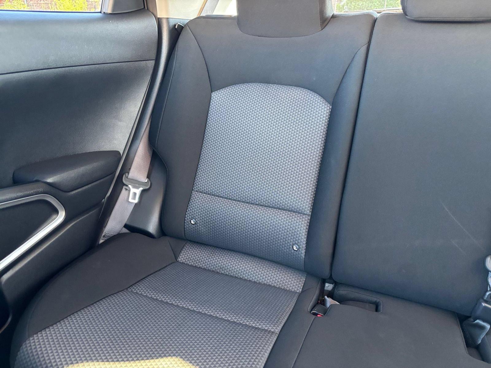 Used 2025 Kia Soul LX w/ LX Technology Package FWD image 36